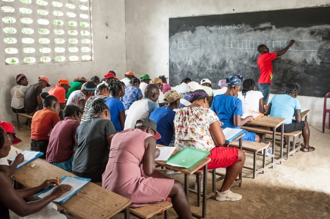 Promoción del derecho a una educación inclusiva.